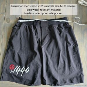 Lululemon mens shorts 15" waist fits size M. 9" inseam